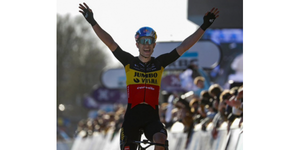 Wout van Aert vinder solo-sejr