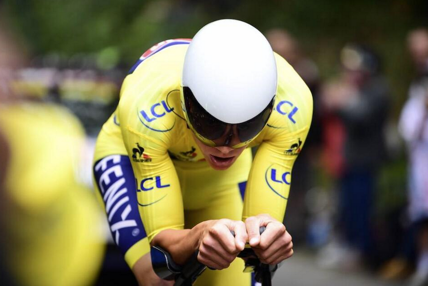 Tour de France S5 Tadej Pogačar slår publikum