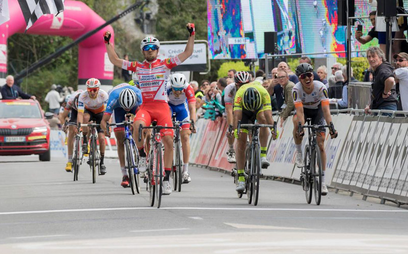 Tro Bro Léon, der er kendt som den lille Paris-Roubaix, sluttede!